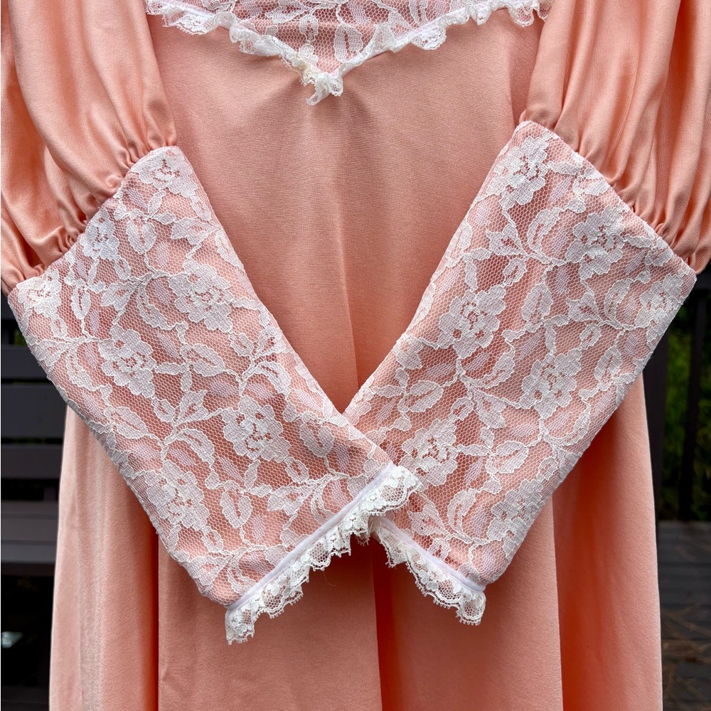 Vintage 70s Handmade Peach Gown - Picture 4 of 13